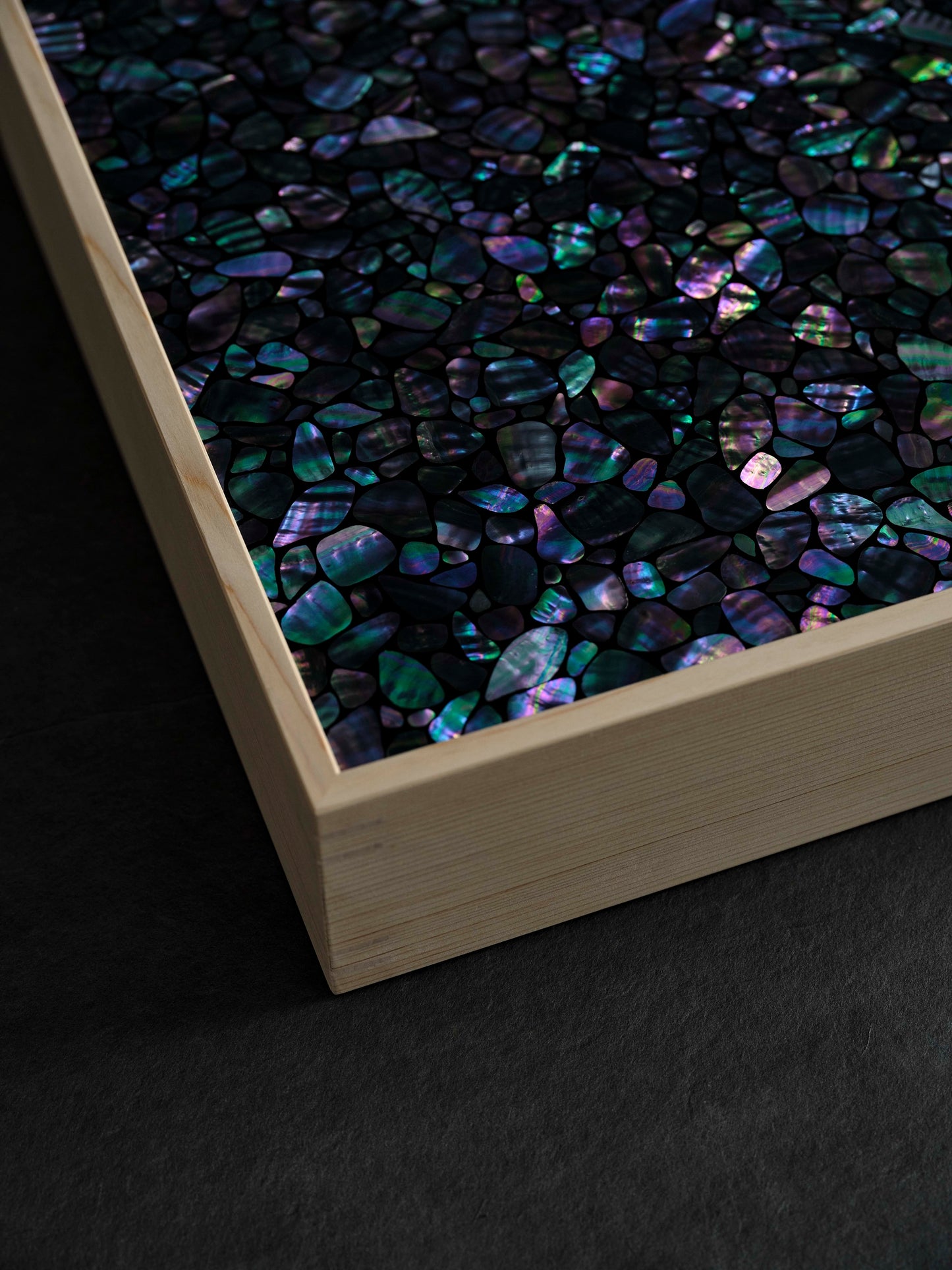 Arare-koboshi (mother-of-pearl)